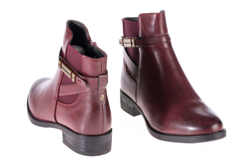 Botki damskie Sabatina DM20-100 burgundy guma z boku cholewki ozdobna klamra Botki damskie Sabatina DM20-100 burgundy guma z boku cholewki ozdobna klamra