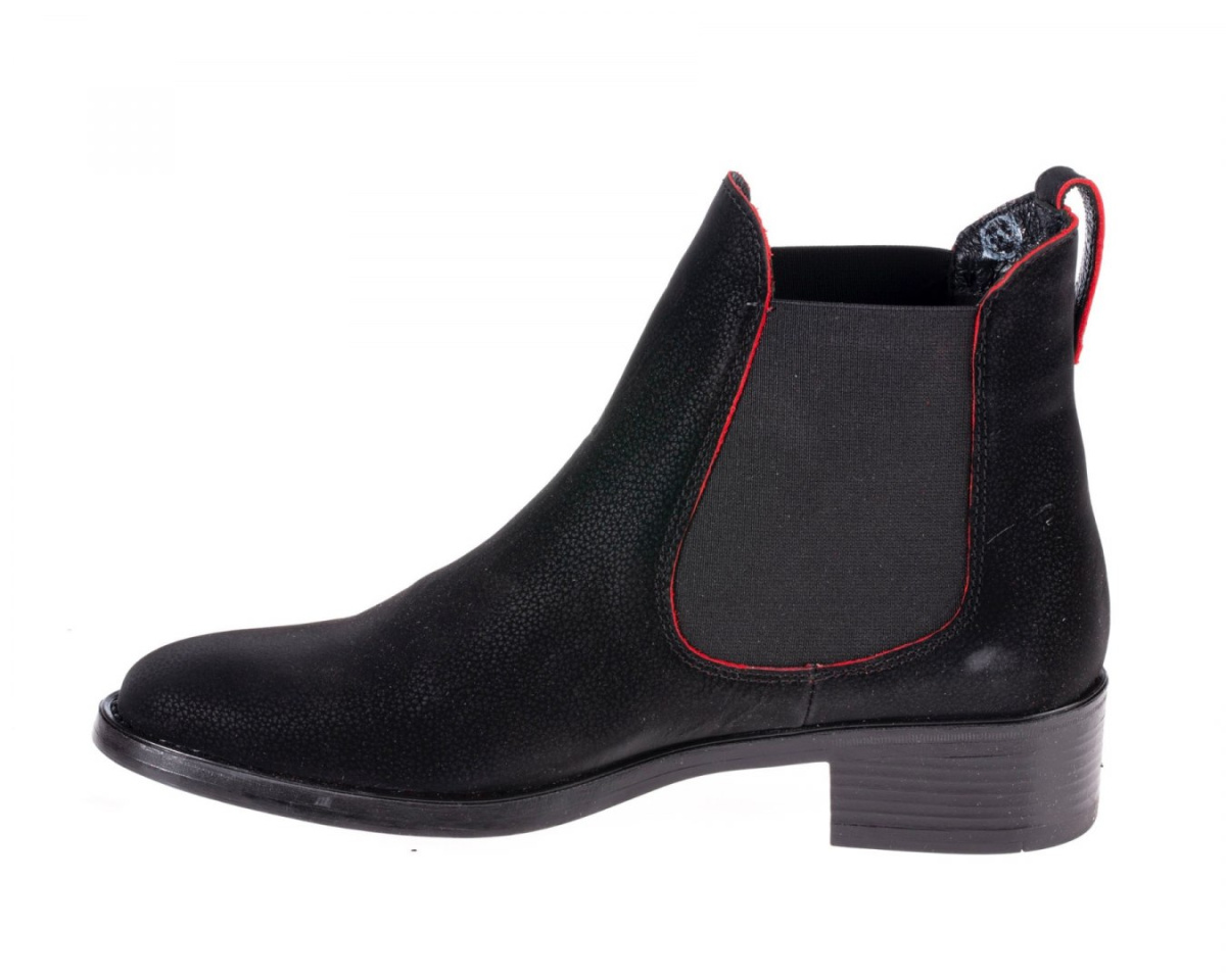 Botki damskie Maciejka 3283A-75/00-6 czarny brzegi czerwone wciagane Botki damskie Maciejka 3283A-75/00-6 czarny brzegi czerwone wciagane