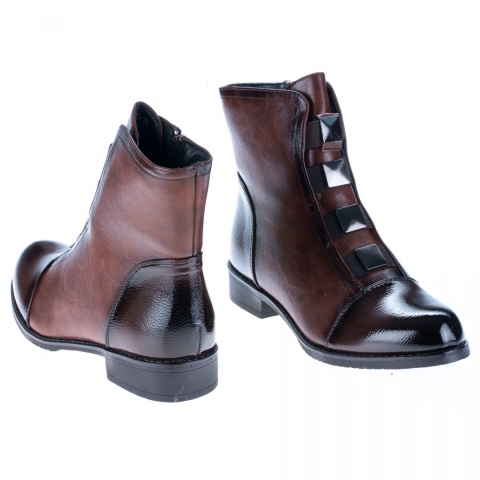 Botki damskie sabatina DM 25-03 brown gustowne ozdoby z przodu cholewki Botki damskie sabatina DM 25-03 brown gustowne ozdoby z przodu cholewki
