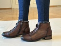 Botki damskie Sabatina DM 25-08 brown suwak gumka i ozdoby w cholewce
