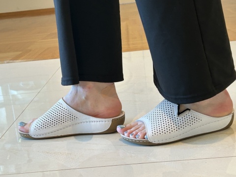 Klapki damskie Sokolski AMI l26-161 wht